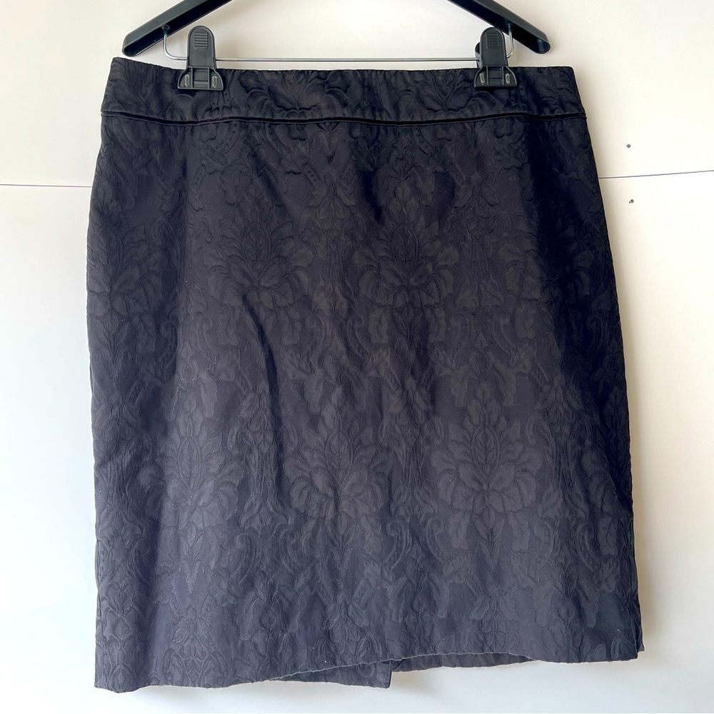 White House Black Market WHBM Plus Size Floral Black Pencil Short Mini Skirt, 14